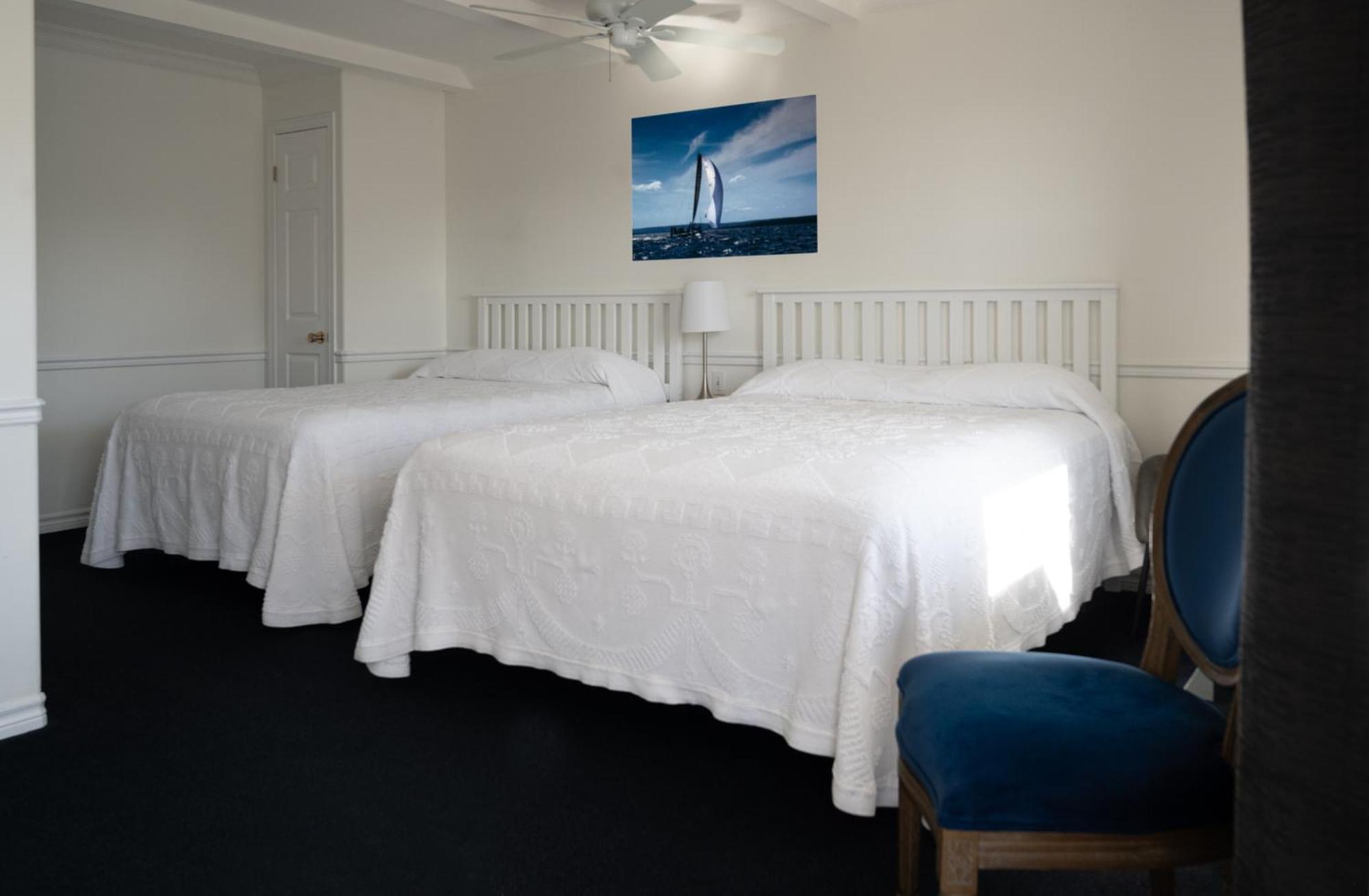 Telegraph House Motel Baddeck Inlet エクステリア 写真