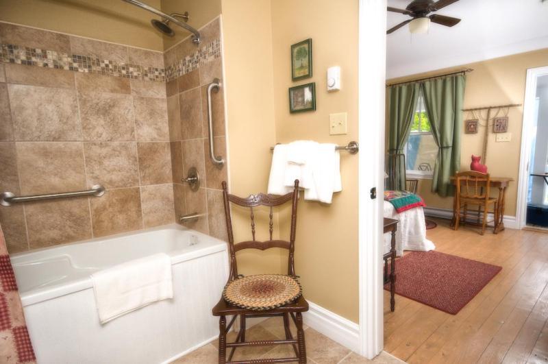 Telegraph House Motel Baddeck Inlet 部屋 写真