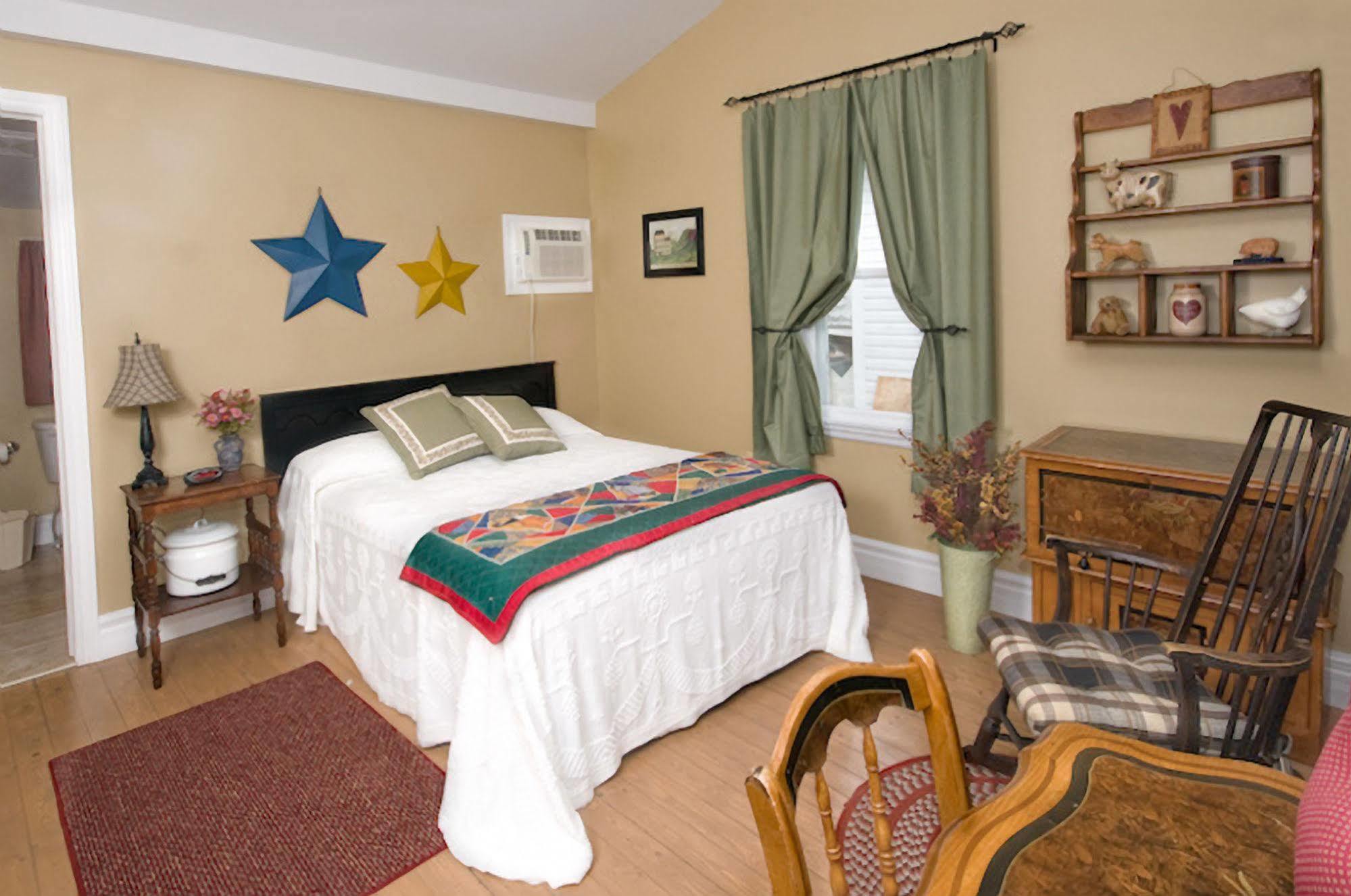 Telegraph House Motel Baddeck Inlet エクステリア 写真
