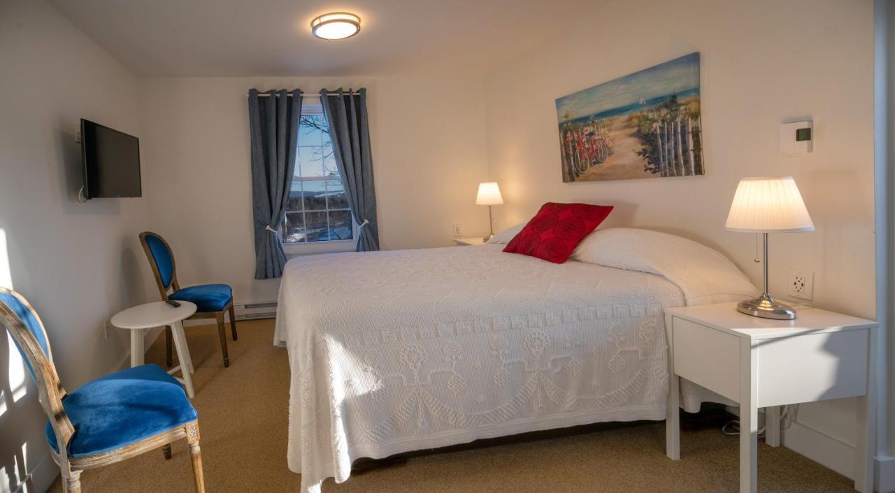 Telegraph House Motel Baddeck Inlet エクステリア 写真